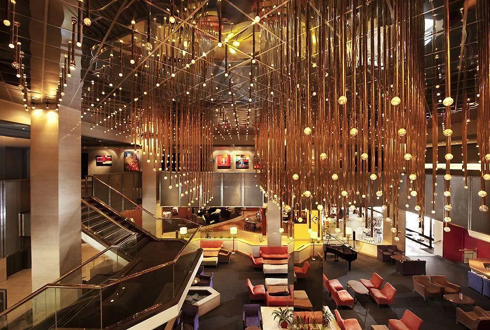 Hotel Hilton Adelaïde 5*,