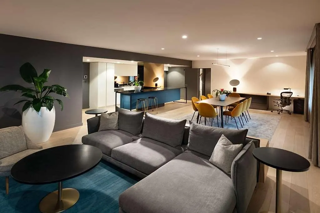 Hotel Hilton Adelaïde 5*,